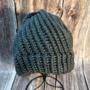 NEW Handmade Gray Women’s Winter Hat Item #PHK336
